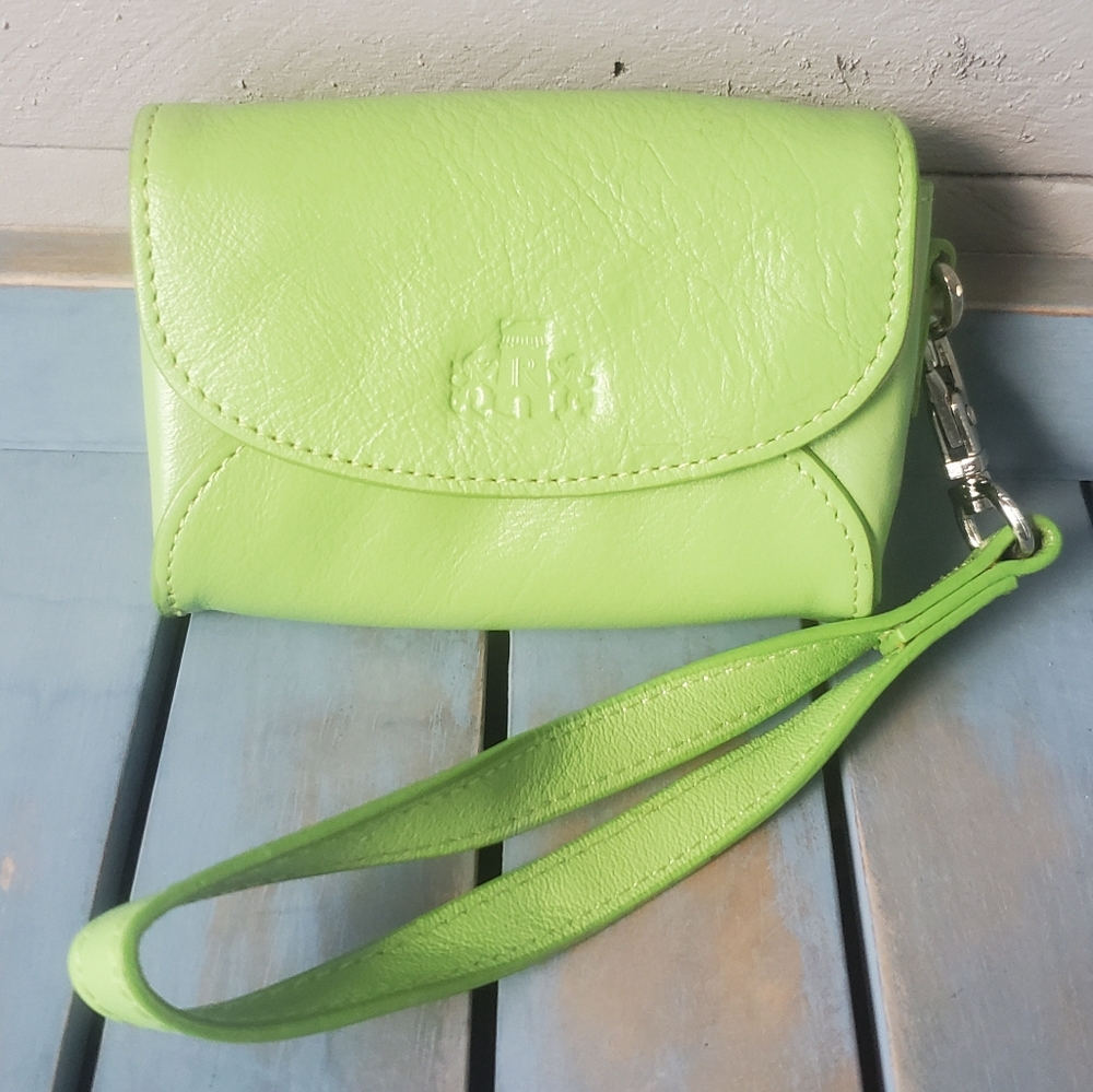 ROWALLAN OF SCOTLAND Leather Wristlet/Small Wallet Mini Bag Light Green